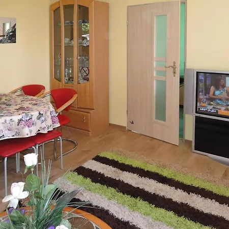 New In For 6 Persons Nowe Warpno